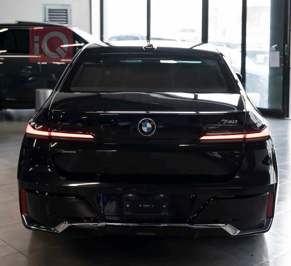 بي ام دبليو الفئة 7